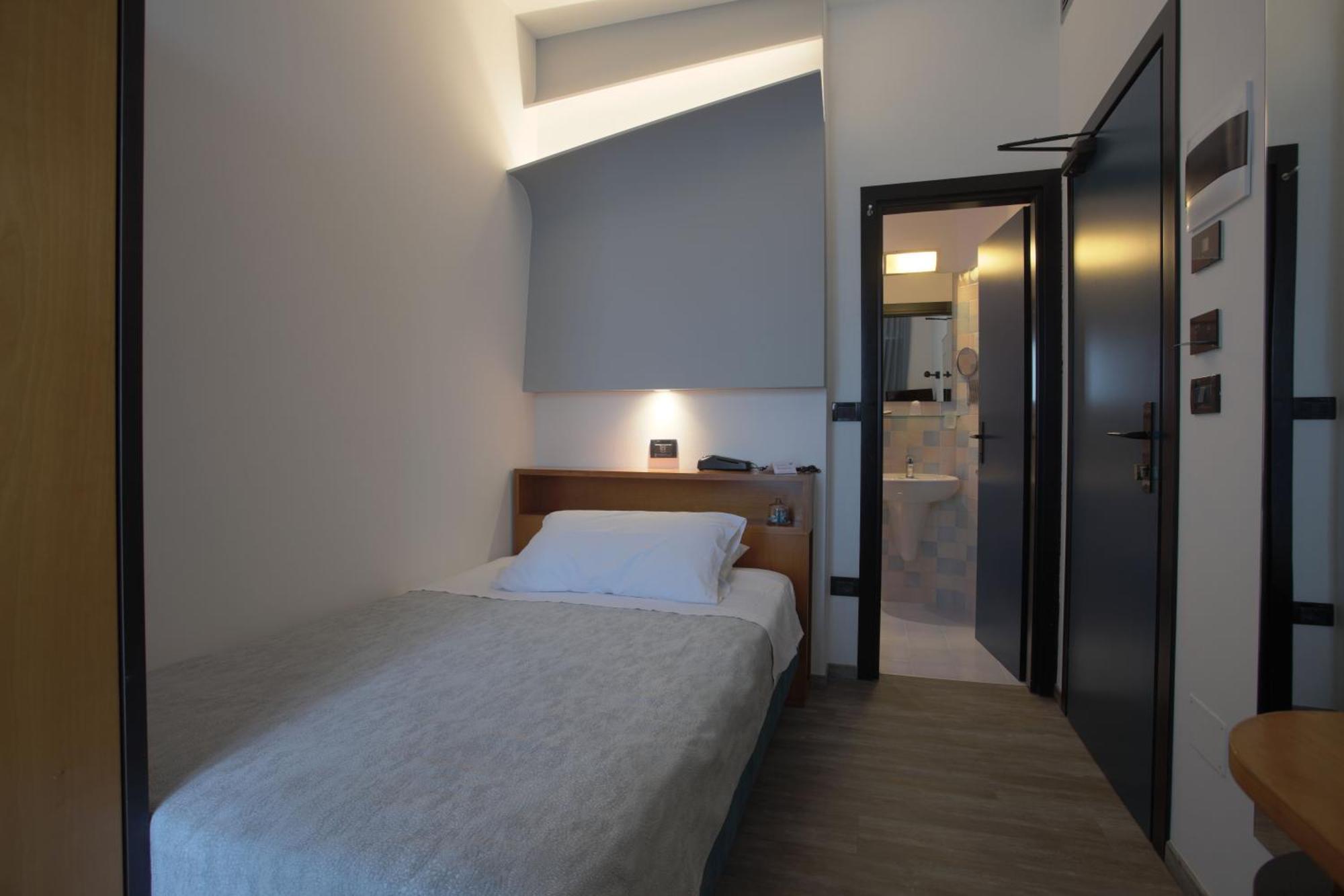 Hotel Ali D'Oro Rimini Pokoj fotografie