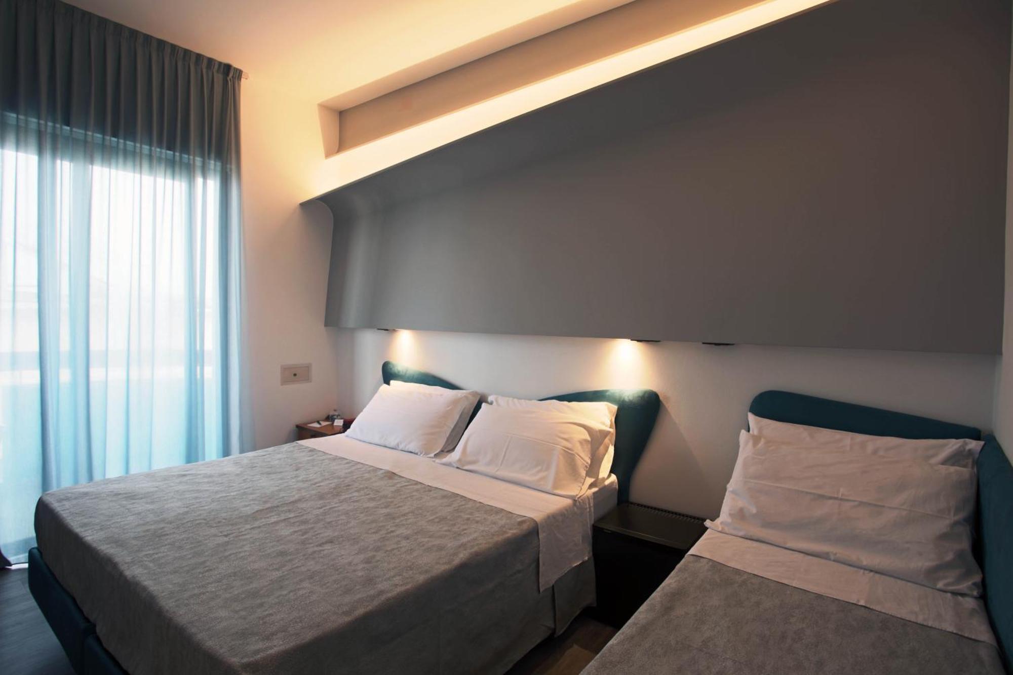 Hotel Ali D'Oro Rimini Pokoj fotografie